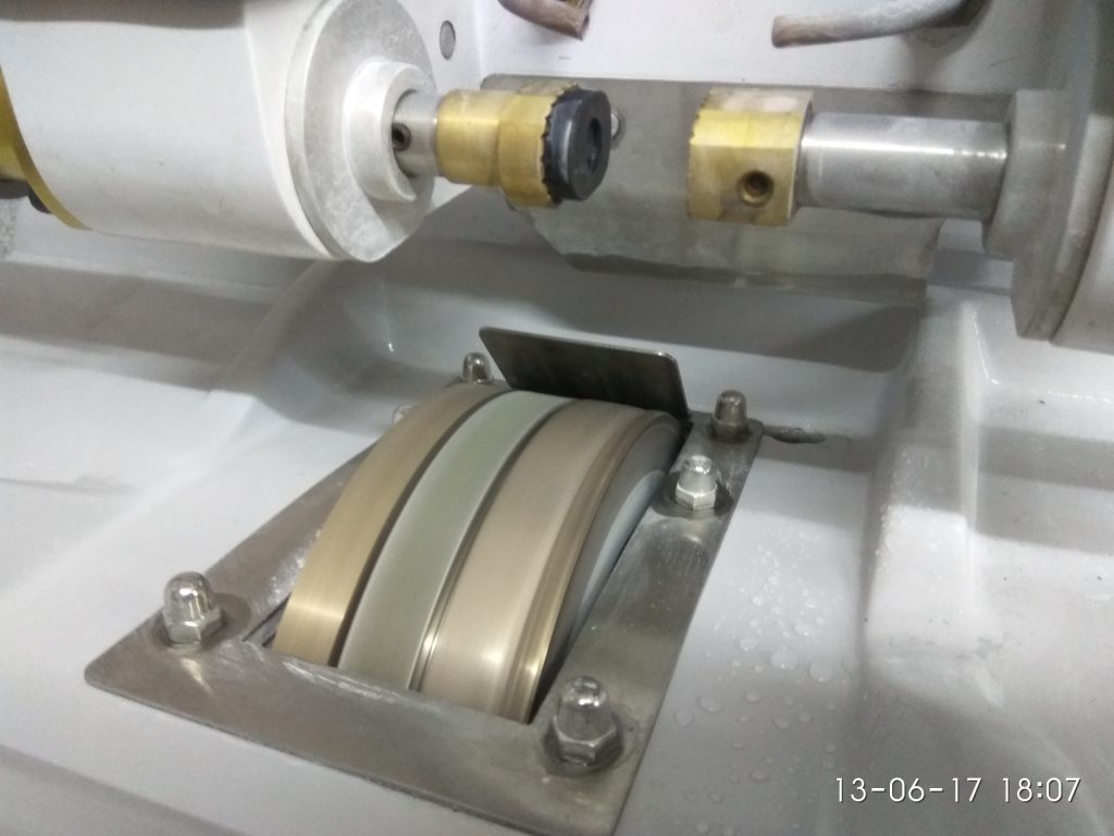 Lens Edger Machine by Deep International